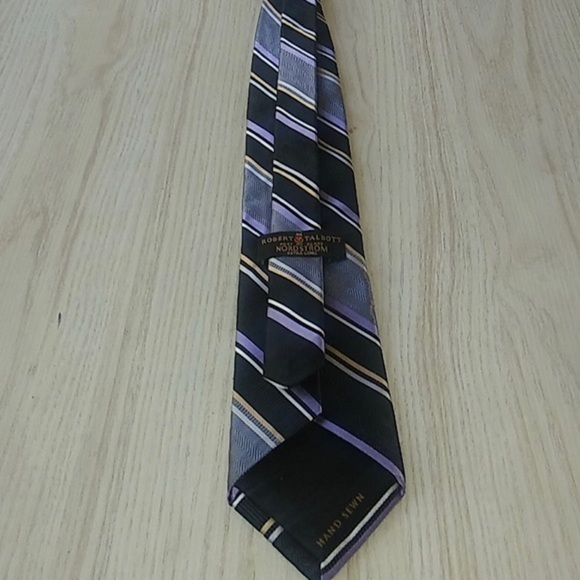 Robert Talbott “Best of Class” XL Hand Sewn Tie - Picture 7 of 8